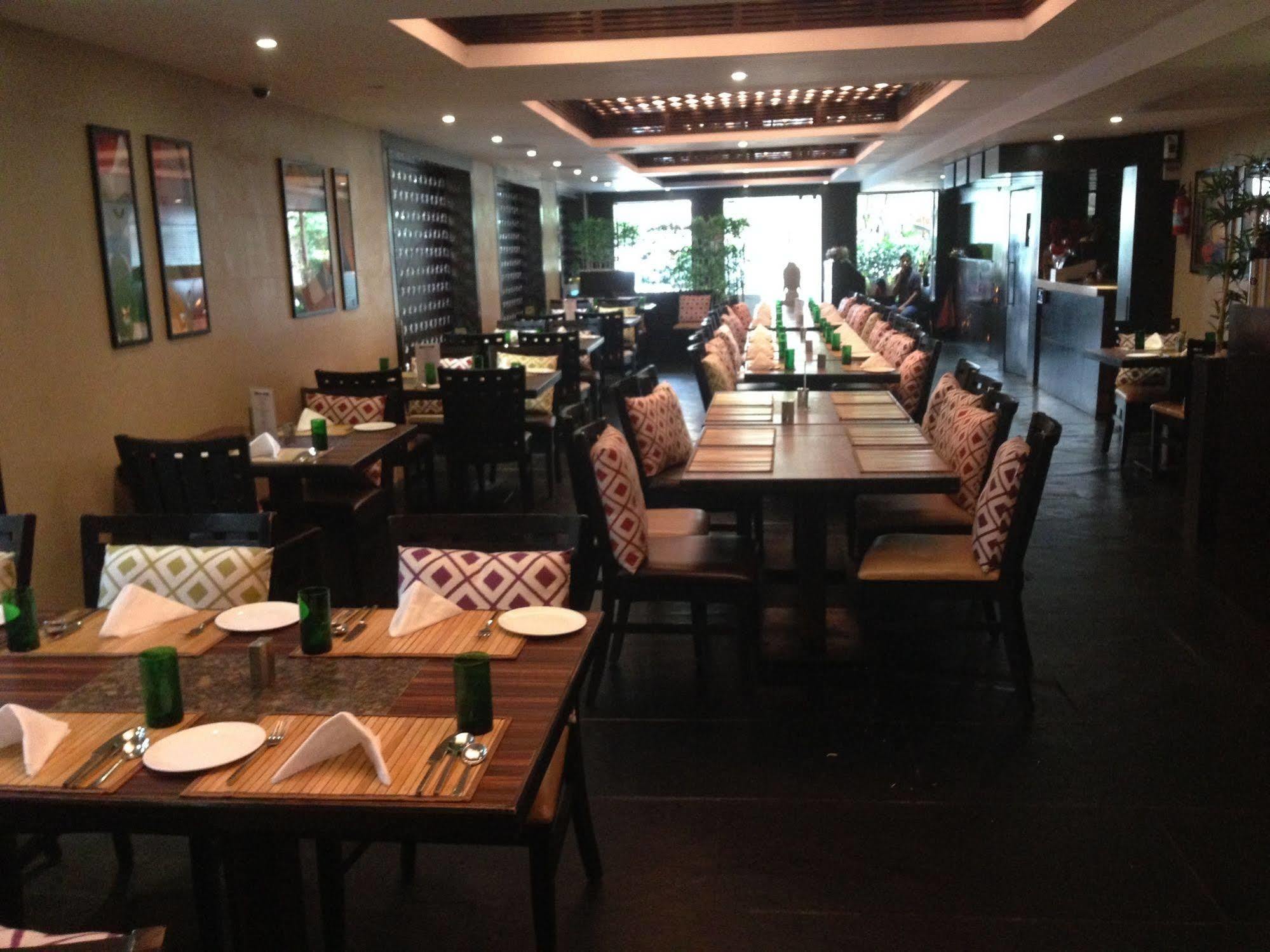 Hotel Thulashi Park Chennai Eksteriør billede